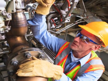 Mechanical Engineer Jobs USA: Secure an H-1B Visa with a $140,000 Engineering Salary